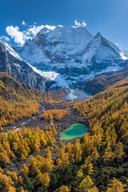 destination image